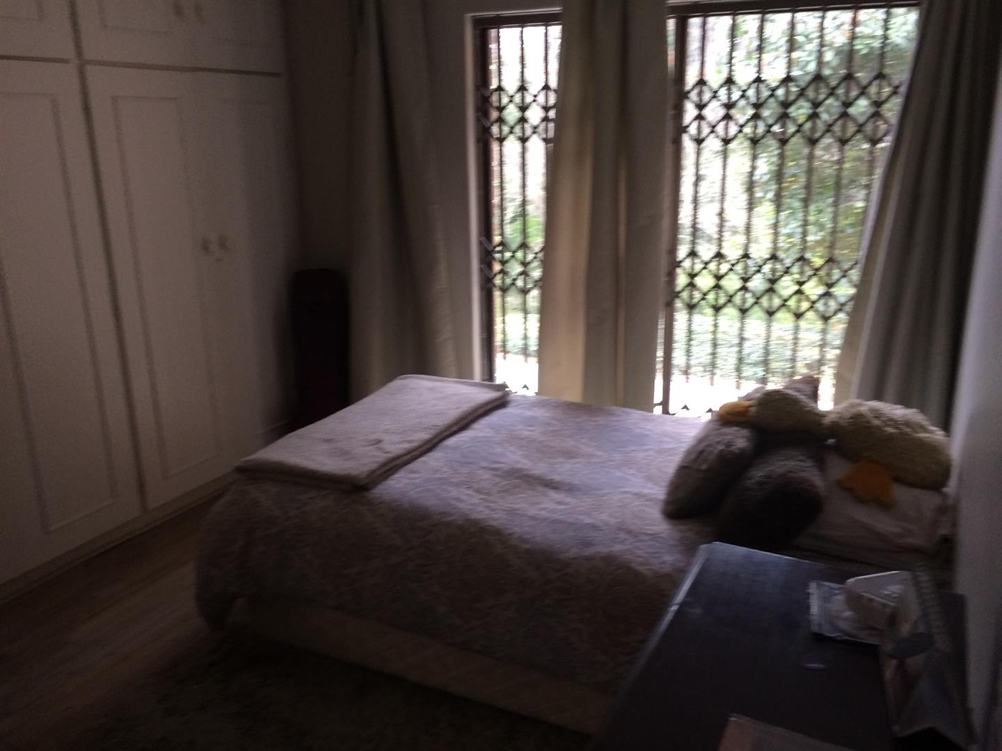 Mein Schlafzimmer on emaze