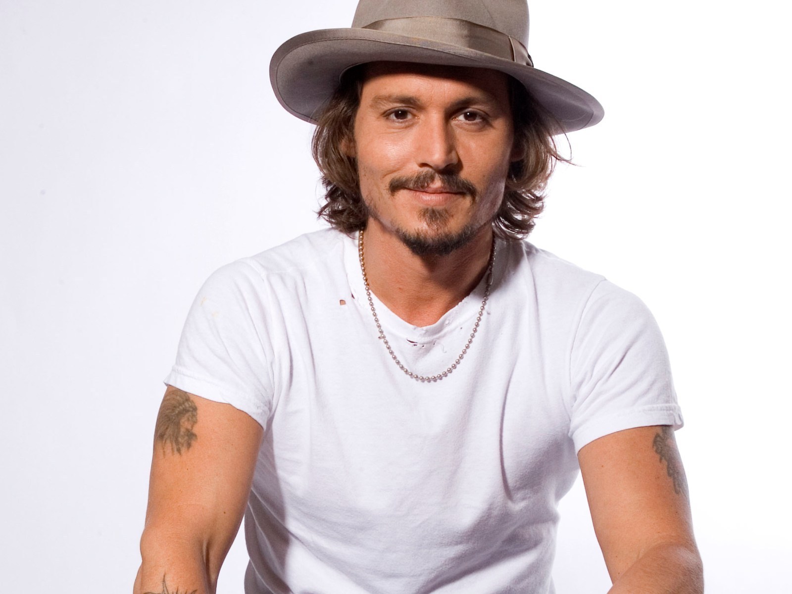 MAGICULTURE BIOGRAFIA Johnny Depp MAGICULTURE BIOGRAFIA Johnny Depp