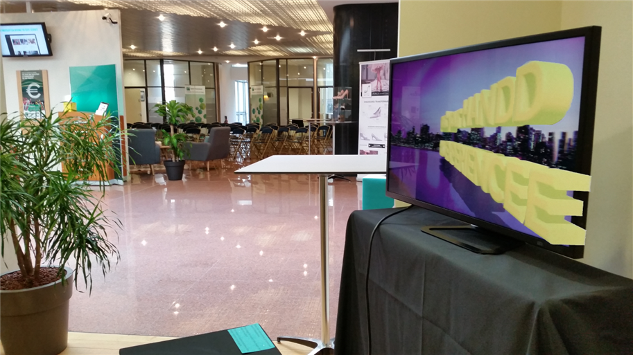 Challenge at emaze Presentation