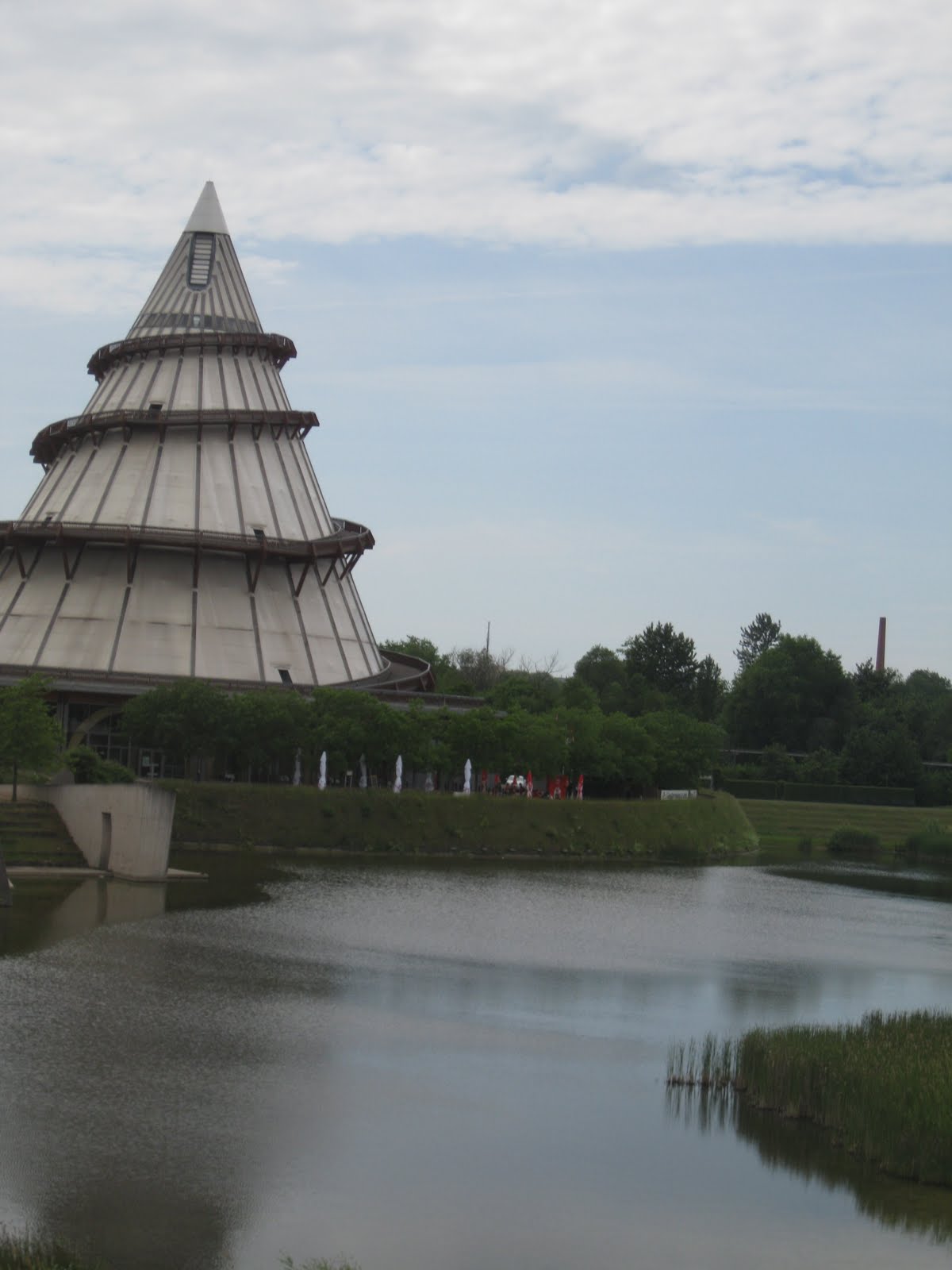 cone-shaped-buildings-on-emaze