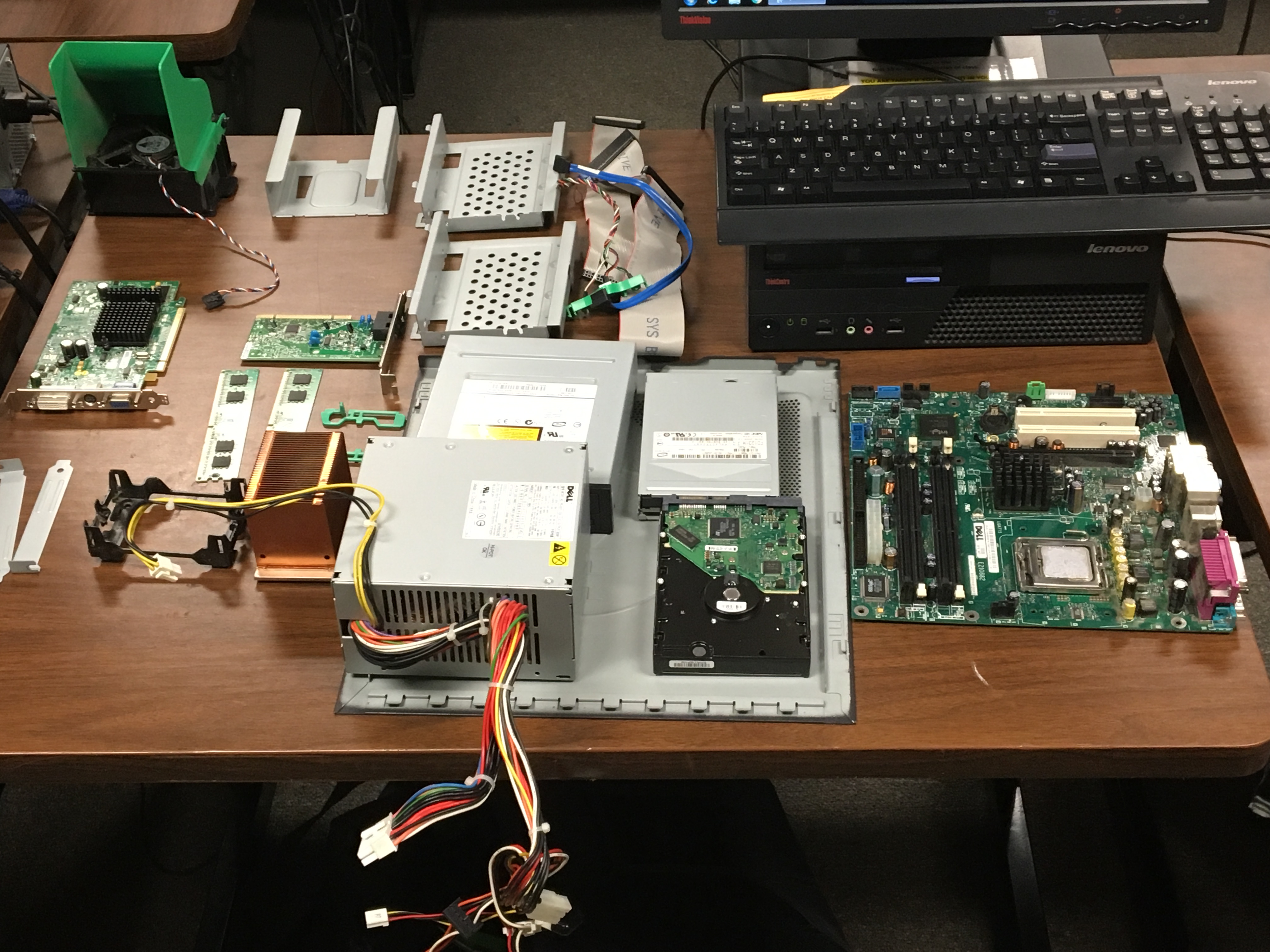 The Parts Of A COMPUTER at emaze Presentation