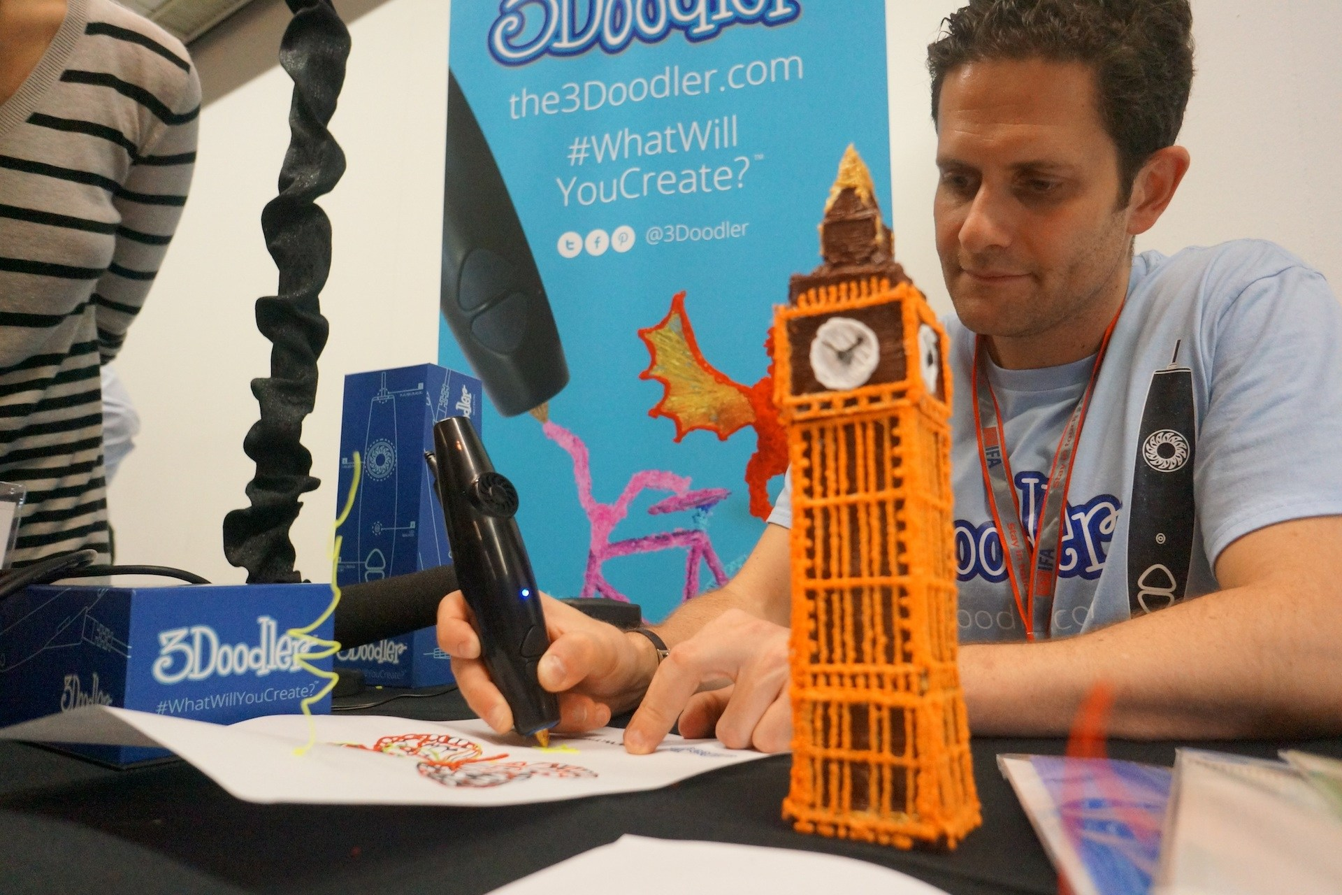 Браслет 3д ручкой. 3д ручка ошибки. 3д ручка распаковка. 3doodler первая 3д ручка. 3д ручки для детей.