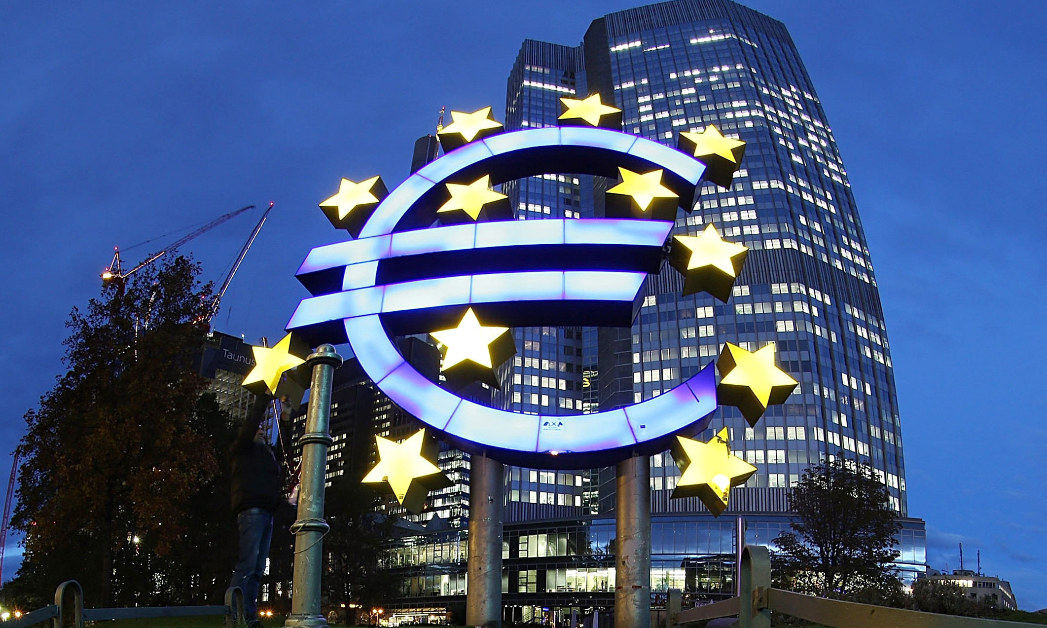 European central bank. Европейский Центральный банк евро. Европейский Центральный банк (ЕЦБ). Центробанк во Франкфурте-на -Майне. Офис ЕЦБ Франкфурт.