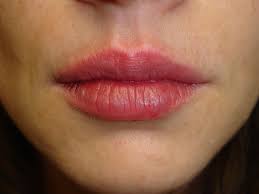 губы здорового человека. красивые ровные зубы. красивые здоровые губы. здоровые губы. губы здорового человека.