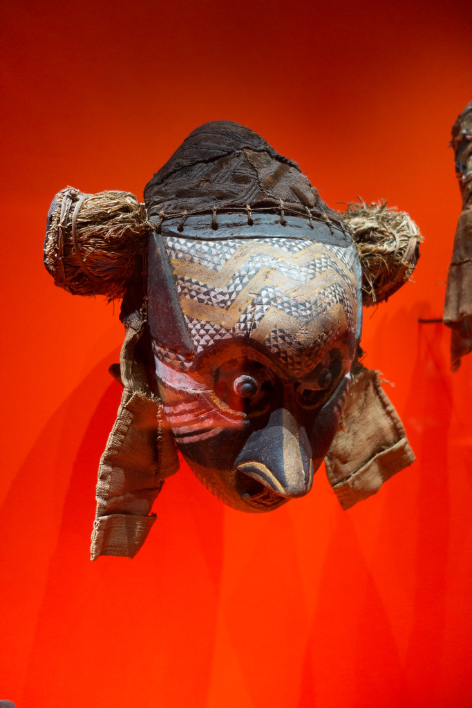 African Masks at emaze Presentation