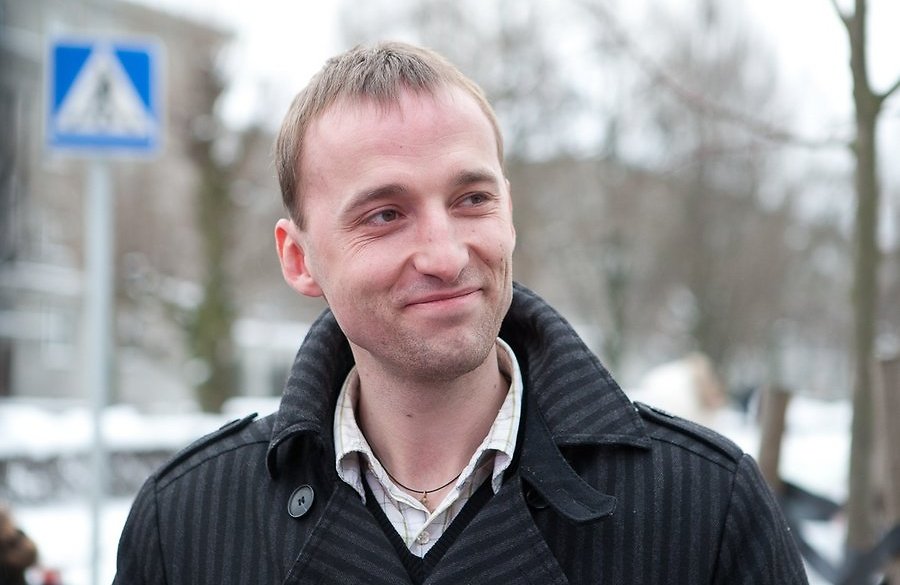 Märt Avandi at emaze Presentation