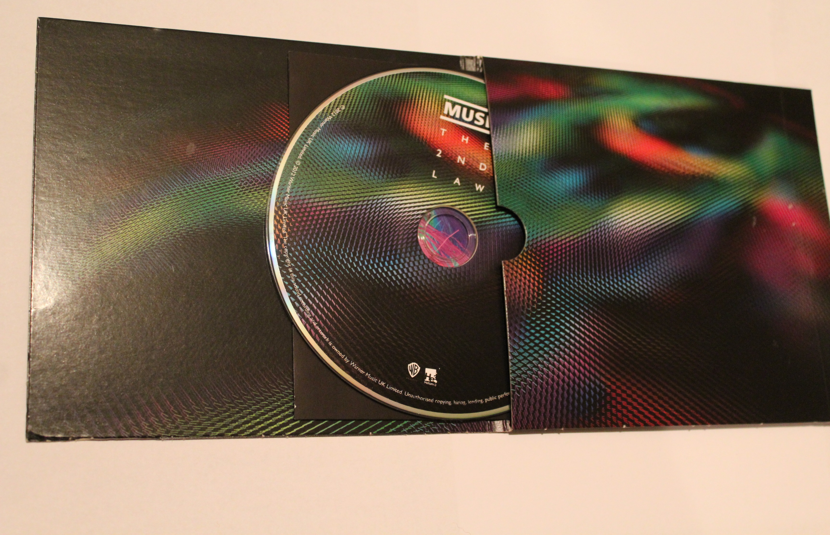 Digipak analysis at emaze Presentation