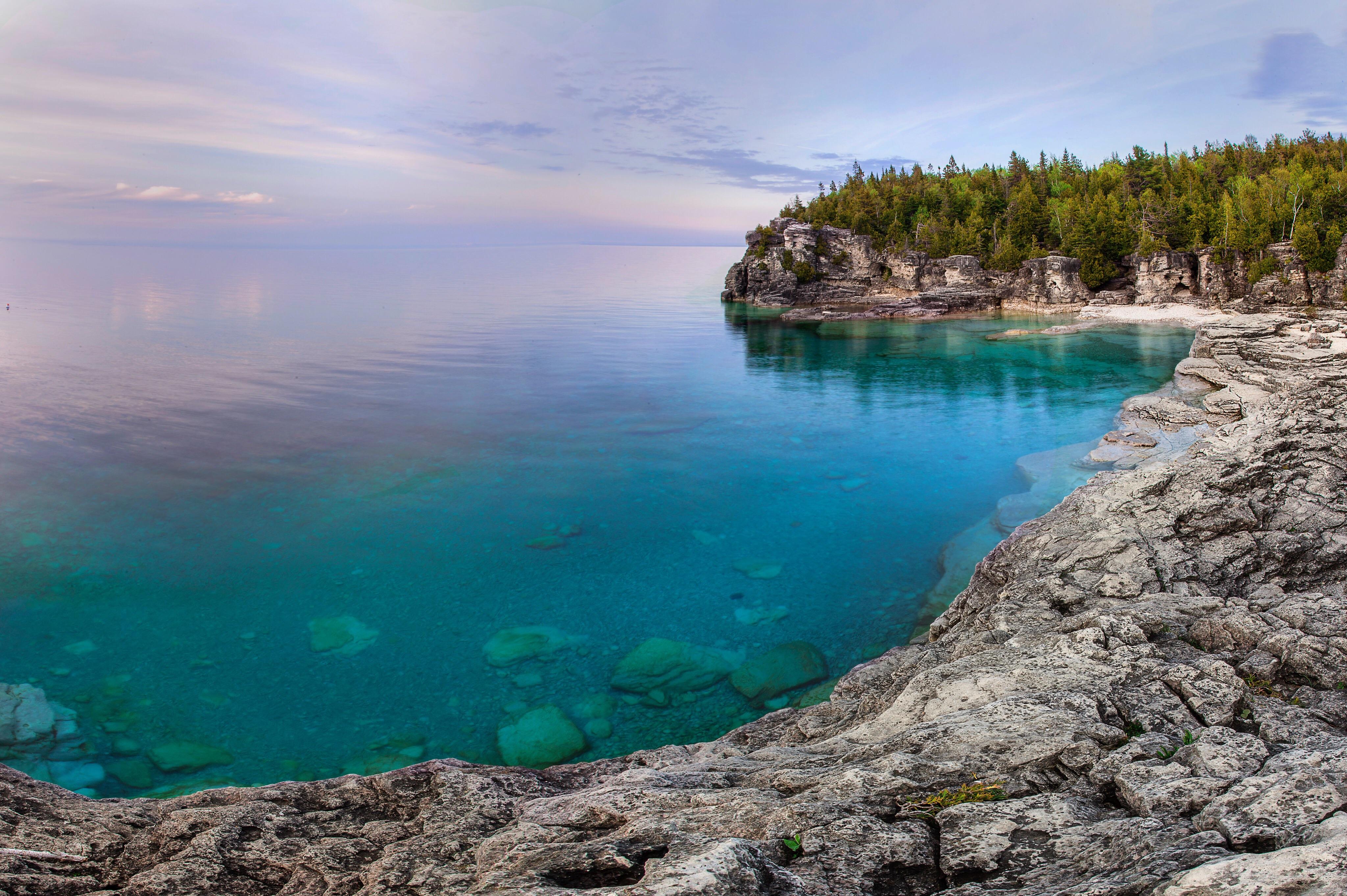 Онтарио озеро. Брюс Пенинсула. Озеро Онтарио Канада. Bruce Peninsula National Park. Полуостров Брюс, Онтарио.