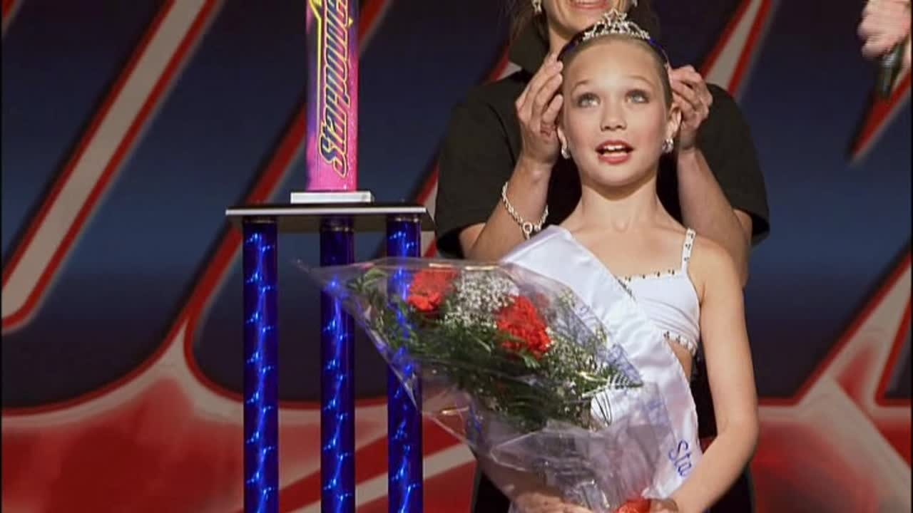 мэдди зиглер мамы в танце. маккензи зиглер с эбби. мамы в танце. мамы в танце 2021. мамы в танце мэдди с брук.