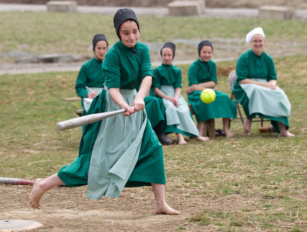 Amish at emaze Presentation
