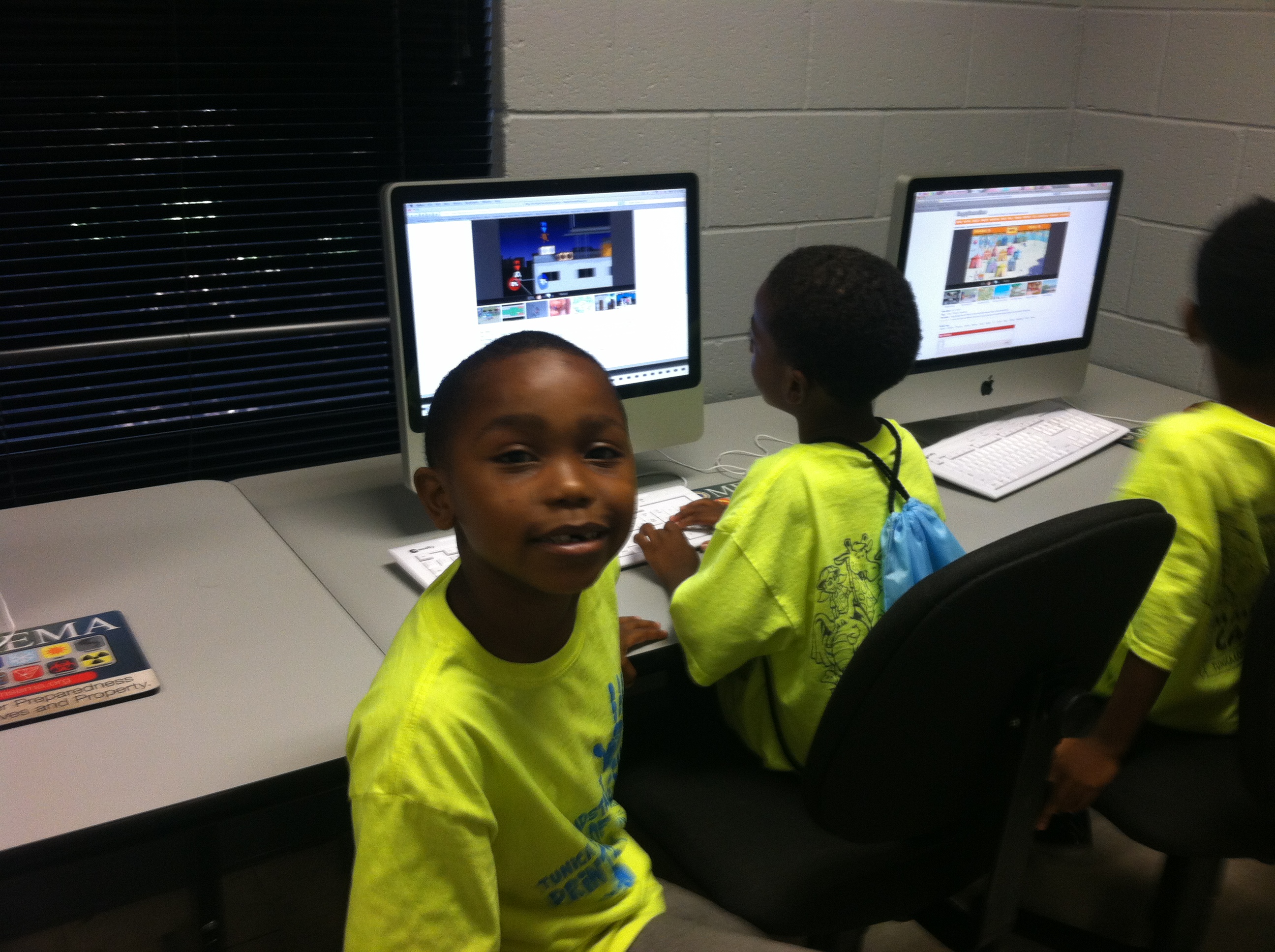 Tech Club at emaze Presentation