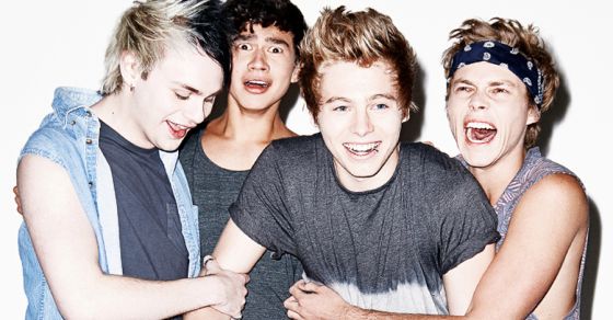 luke hummings lay bedroom clifford