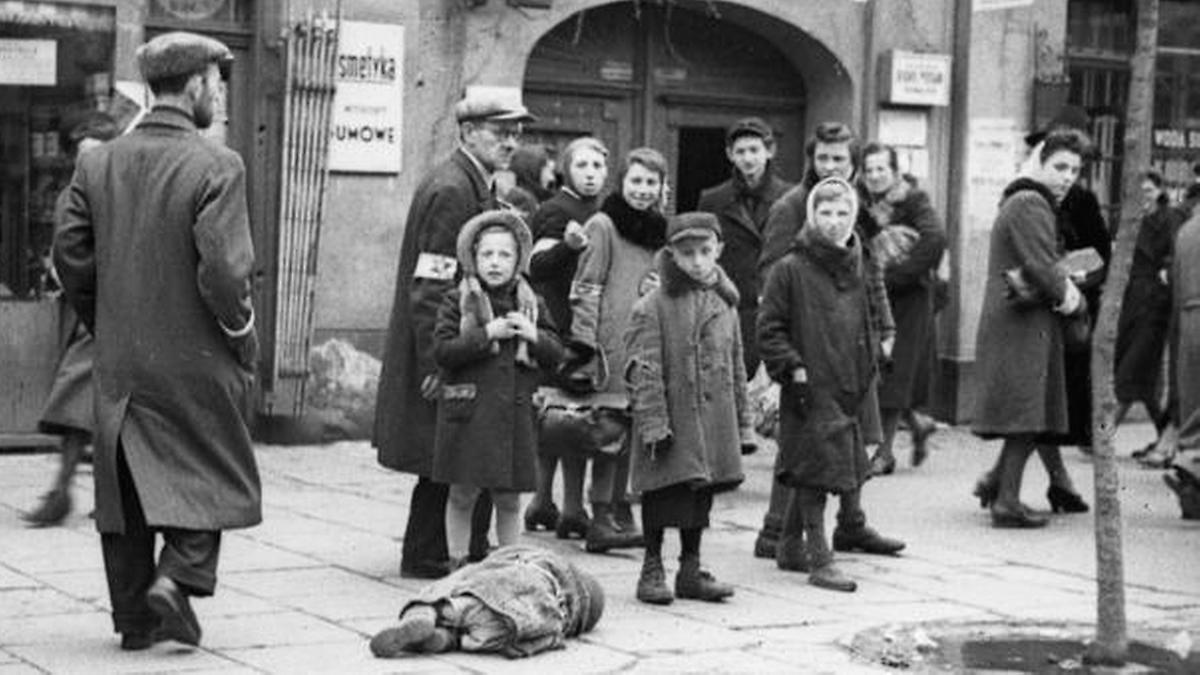 Про спасение евреев. Еврейские женщины в варшавском гетто. гетто в варшаве в 1943 жизнь евреев.