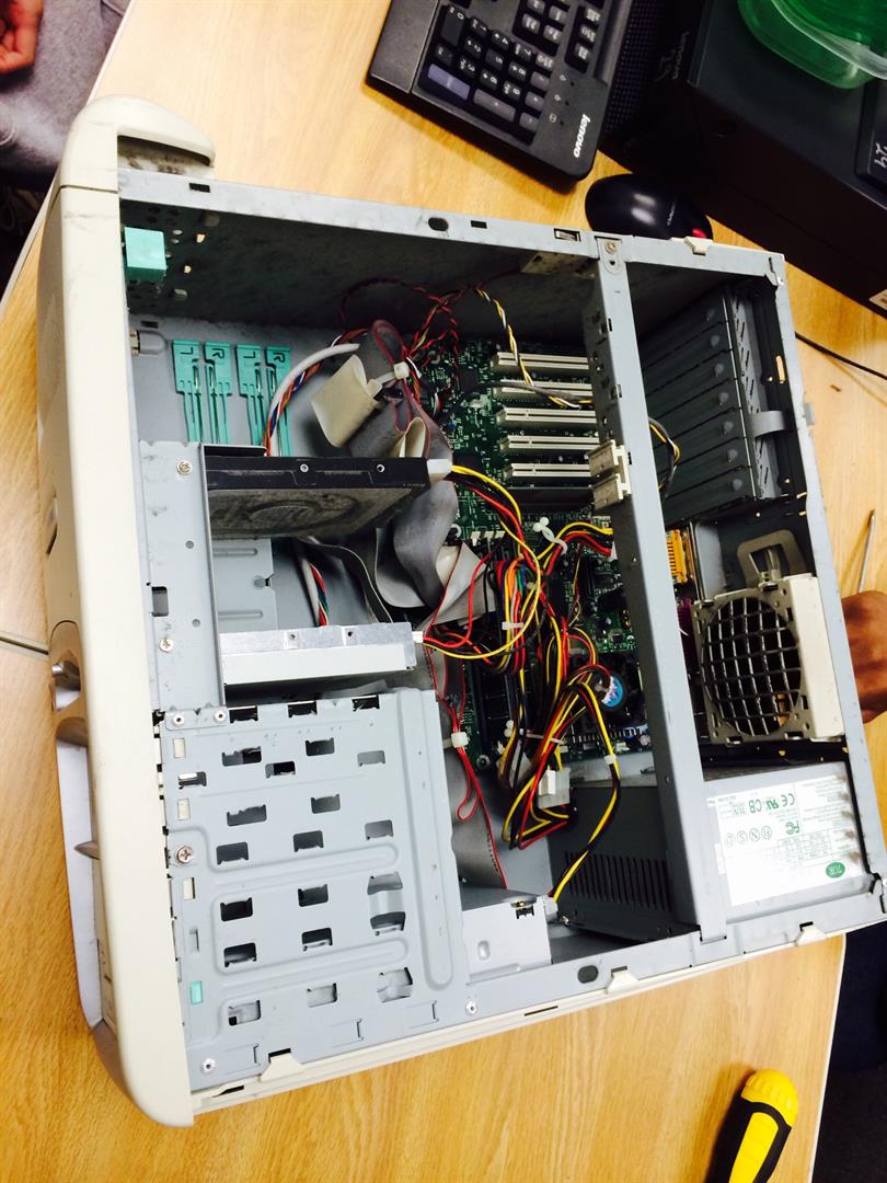 Computer Hardware at emaze Presentation