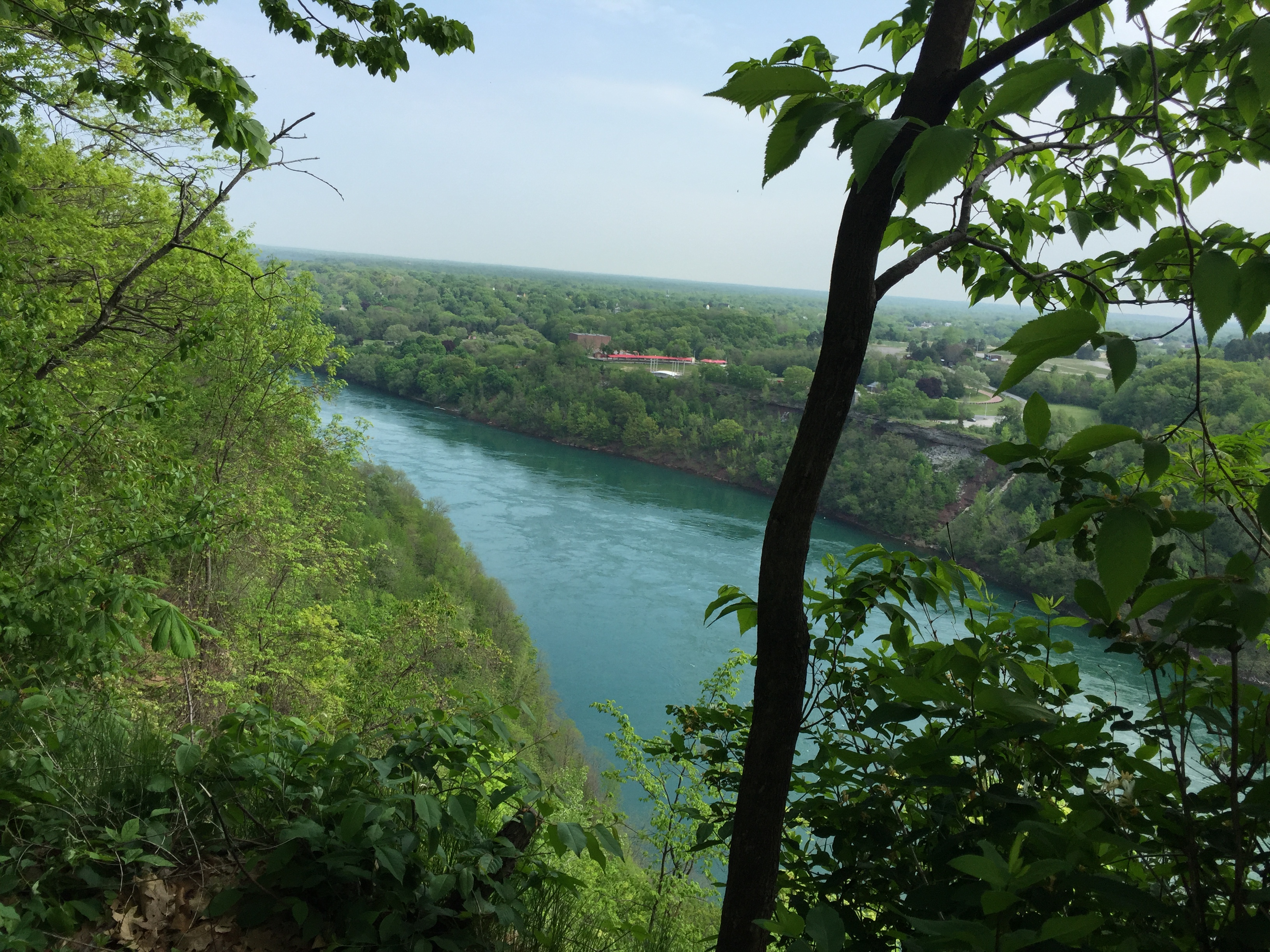 niagara on emaze