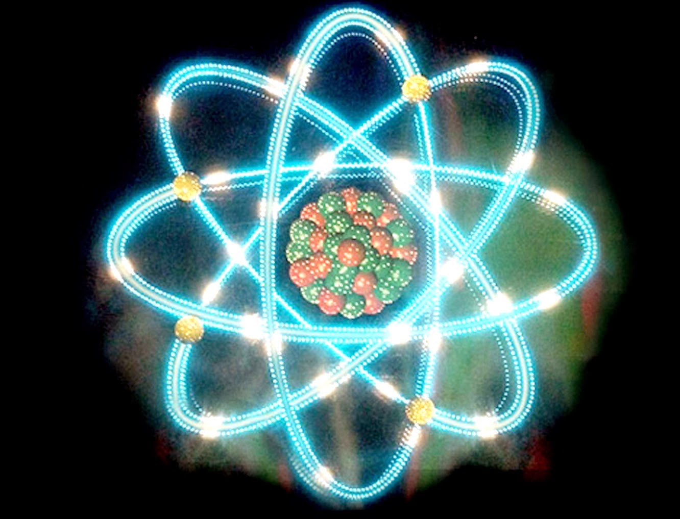 Атом высокой энергии. Атом урана. Атом красивый. Фото атома. Красивое изображение атома.