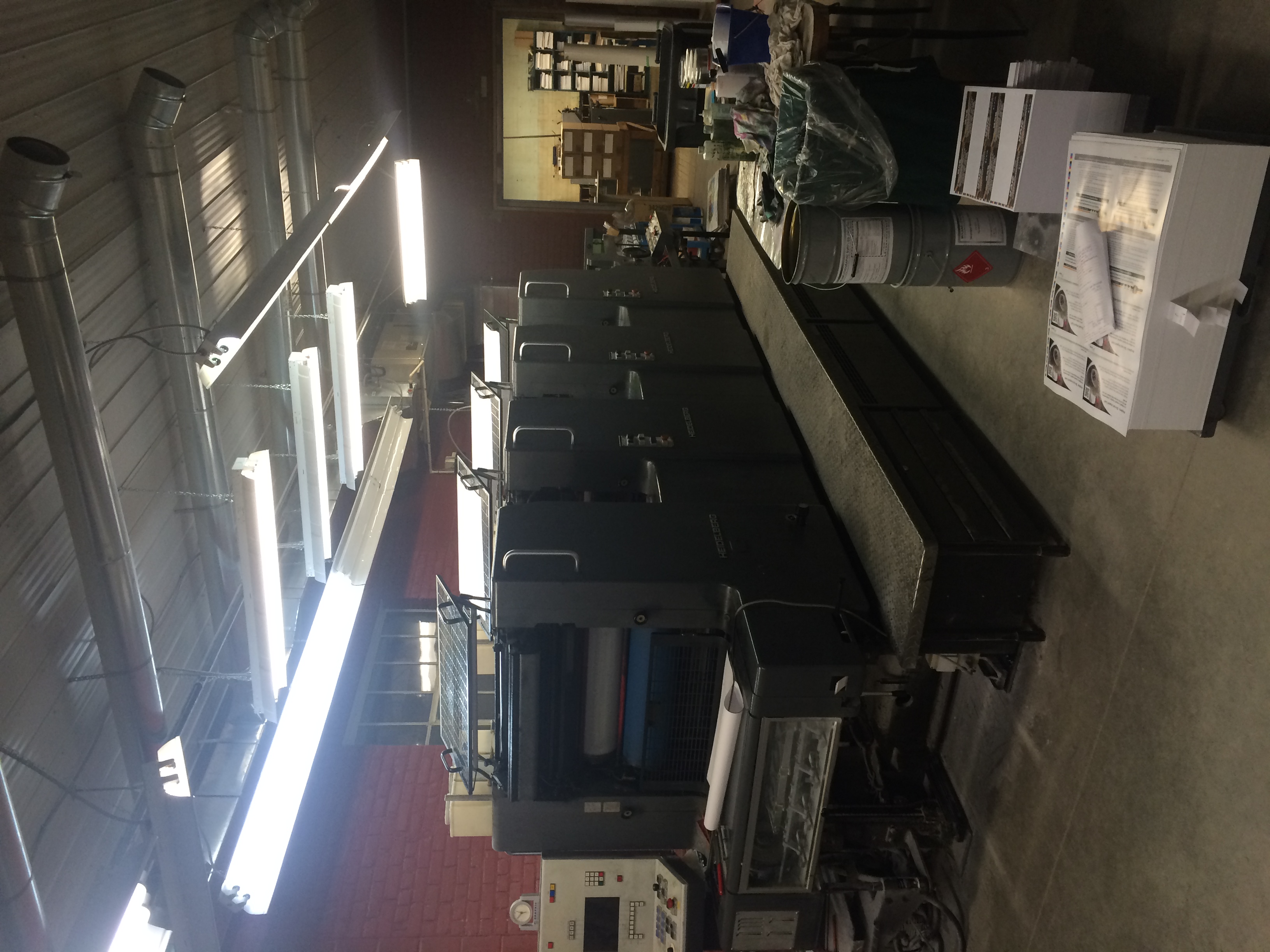 Commercial Press at emaze Presentation
