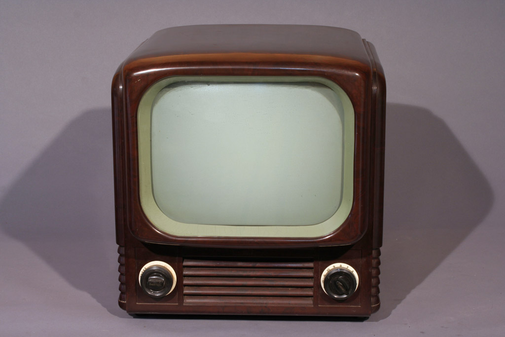 S tv 1. Телевизор 1950-1960. TV 1950s Sharp-5010b. Телевизор 1940. Телевизор 1940 года.