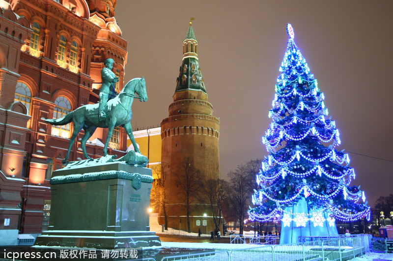 Московская елка. Главная елка Москвы. Центральная елка в Москве. Елка на площади в Москве. Новогодняя елка на красной площади.