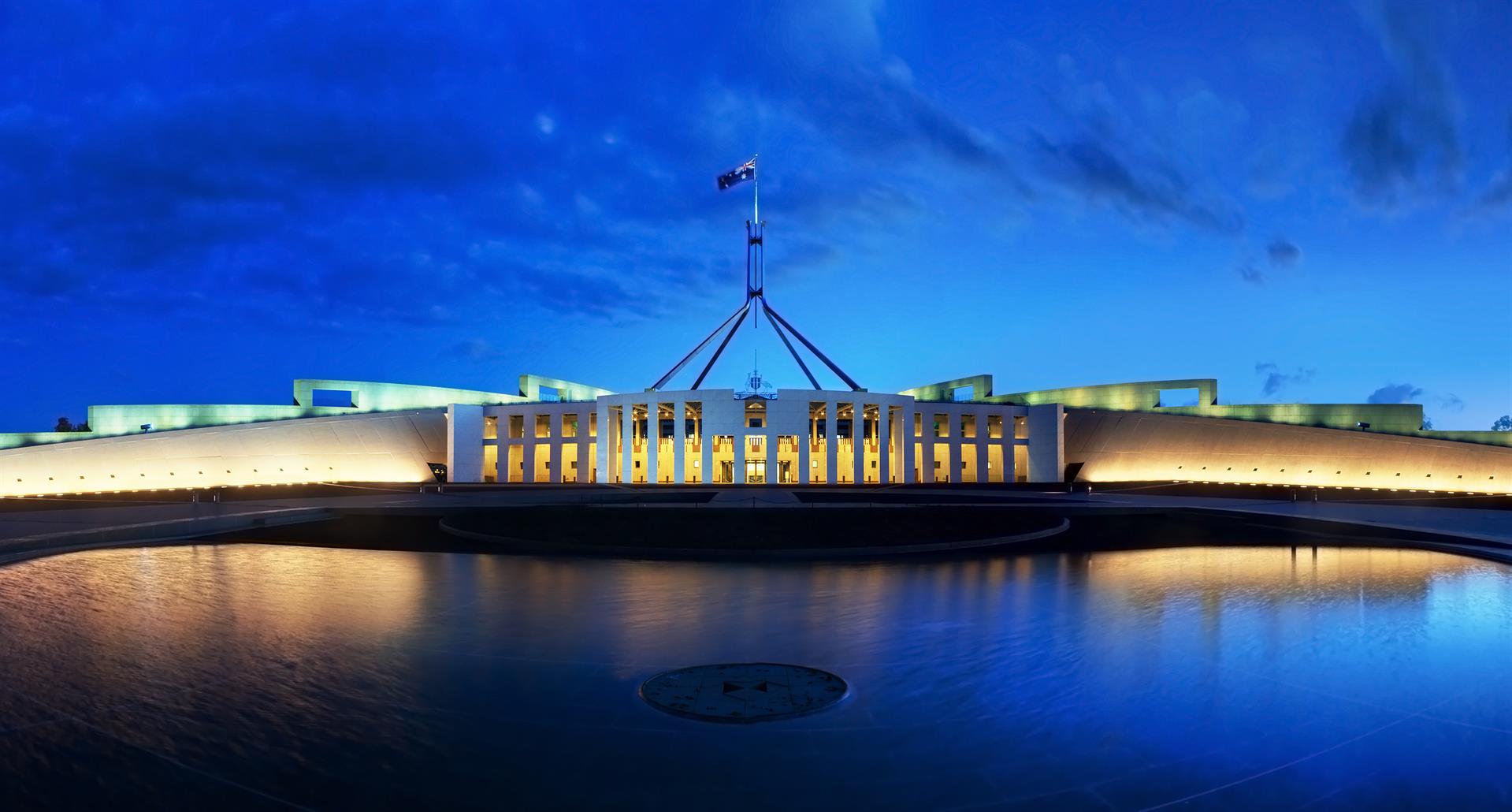 Canberra at emaze Presentation