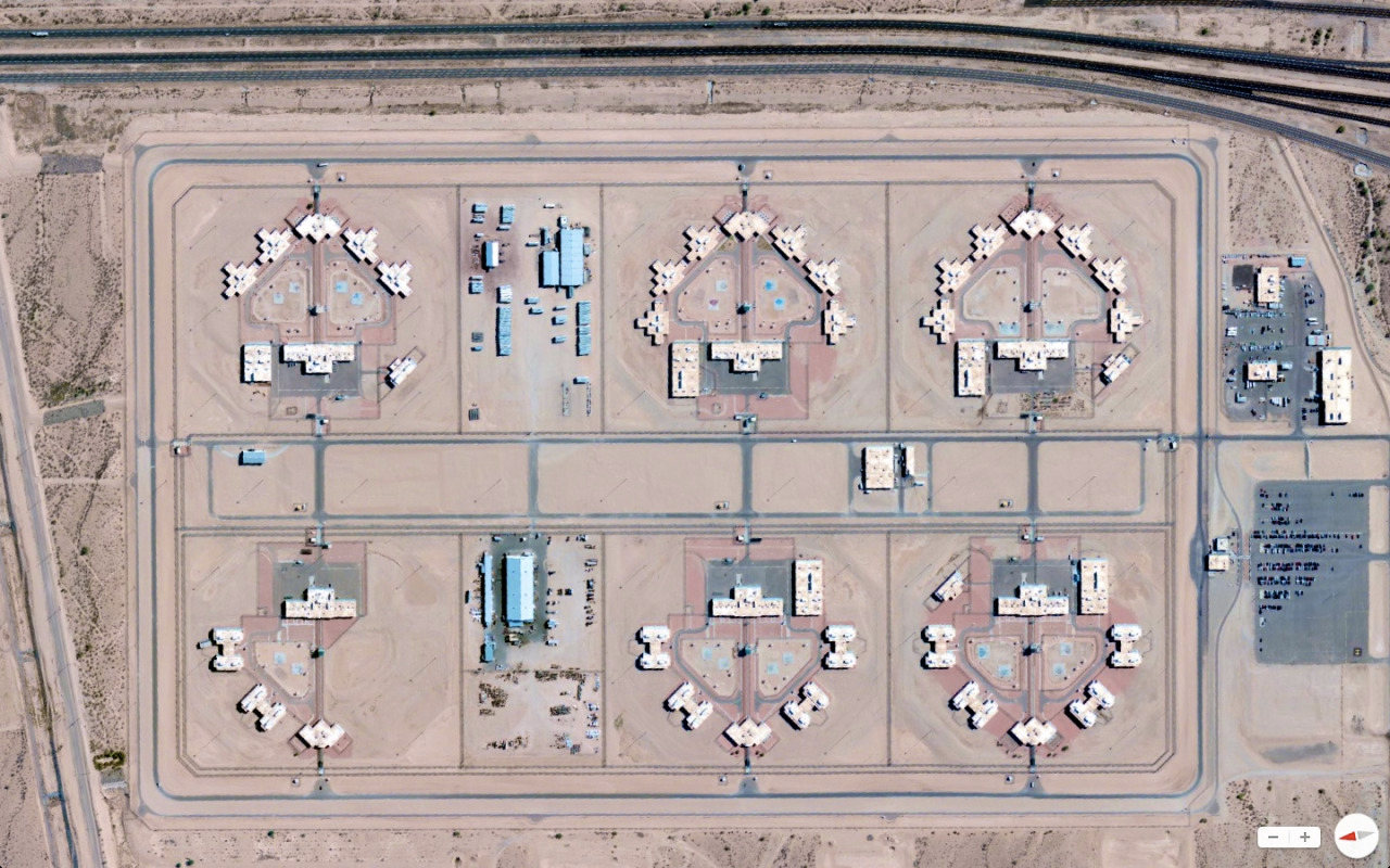 Долина мина вид со спутника. Arizona State Prison.