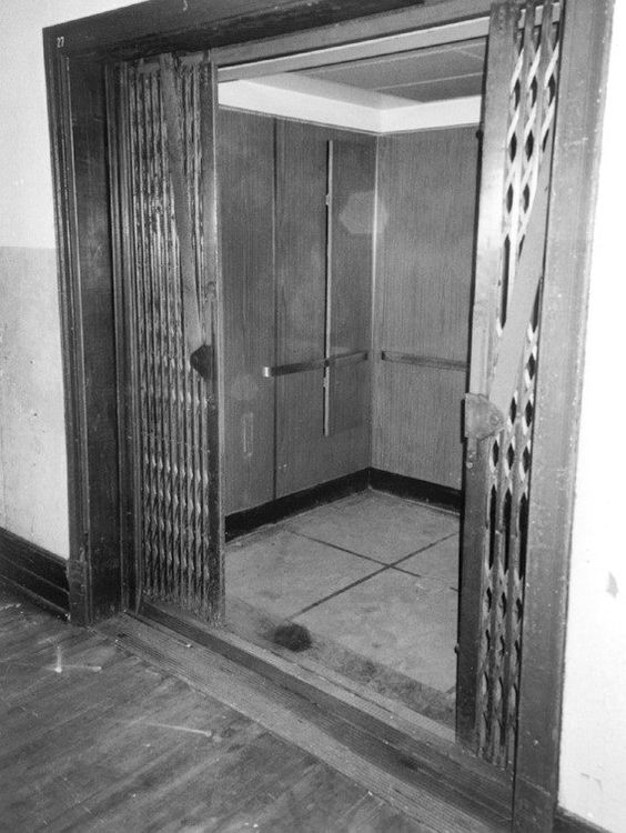 Alexander Miles By Sam on emaze