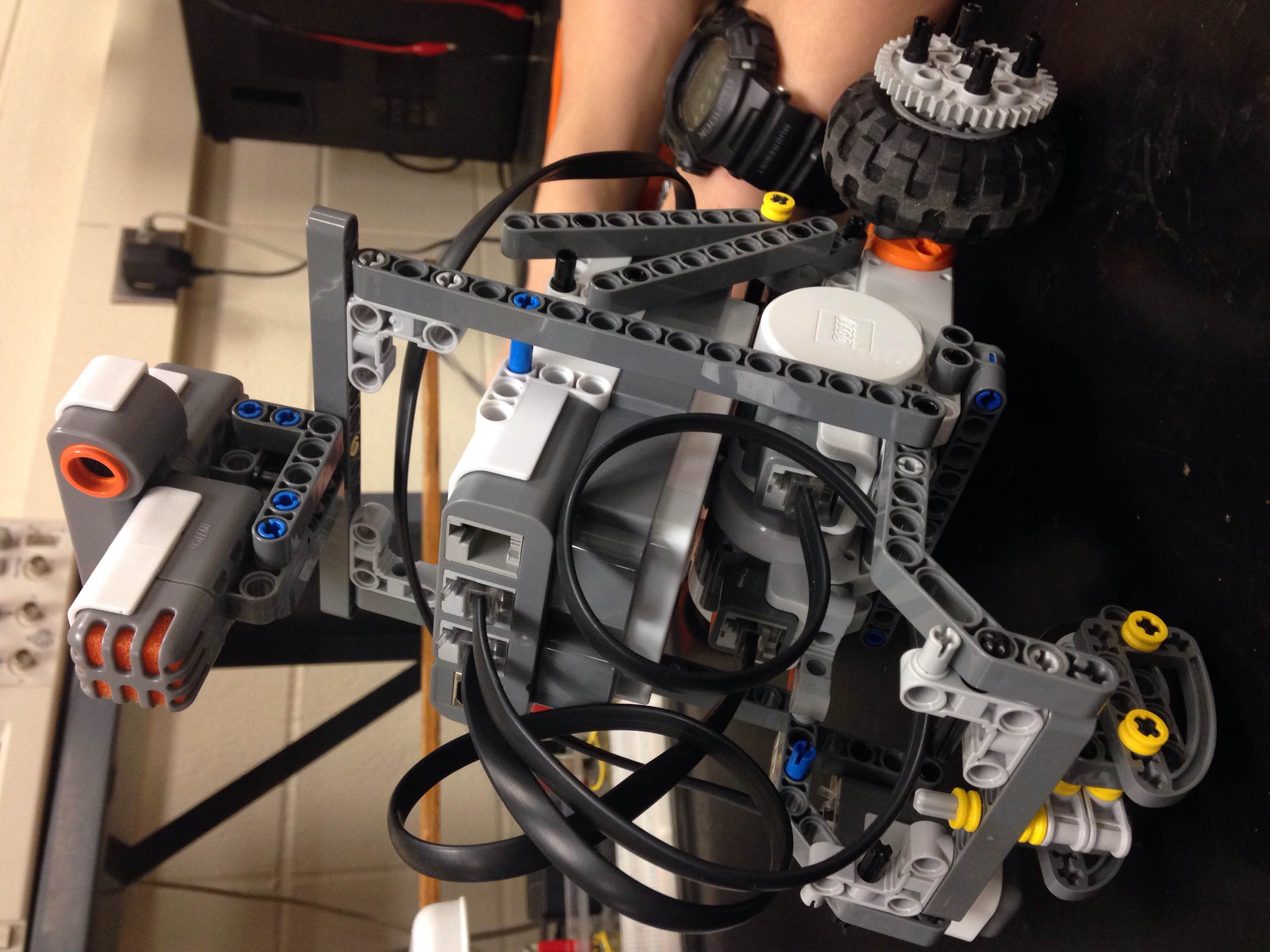 NXT ROBOT at emaze Presentation