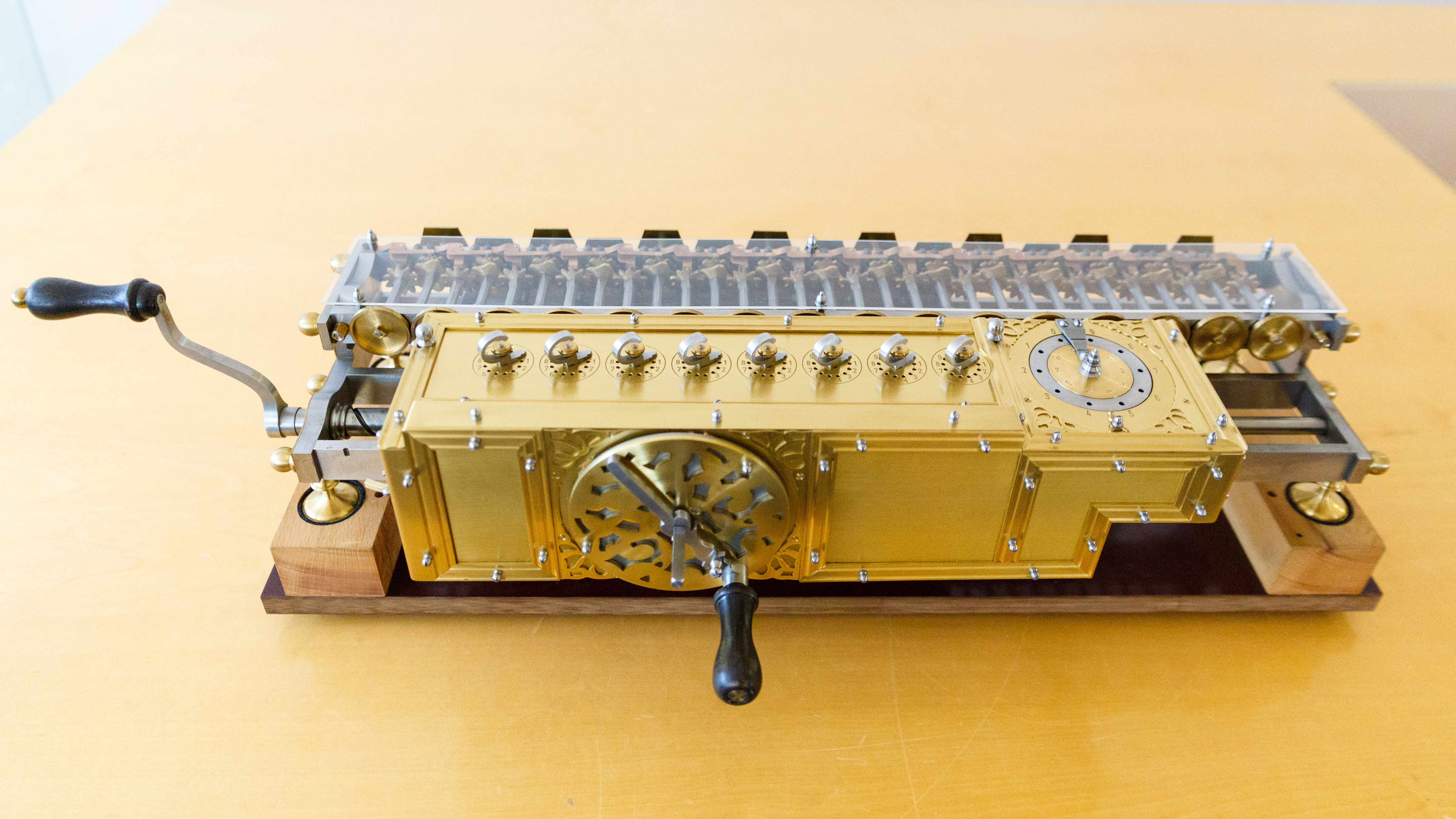 THE HISTORY OF COMPUTER at emaze Presentation