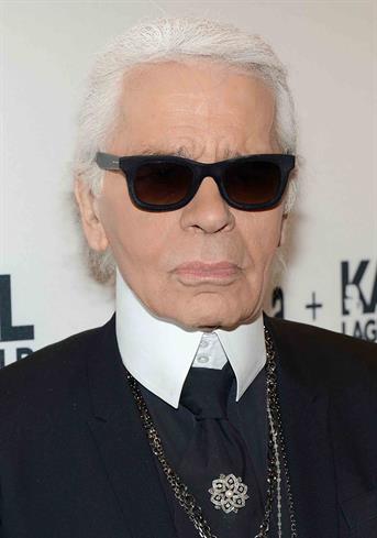 Karl Lagerfeld at emaze Presentation