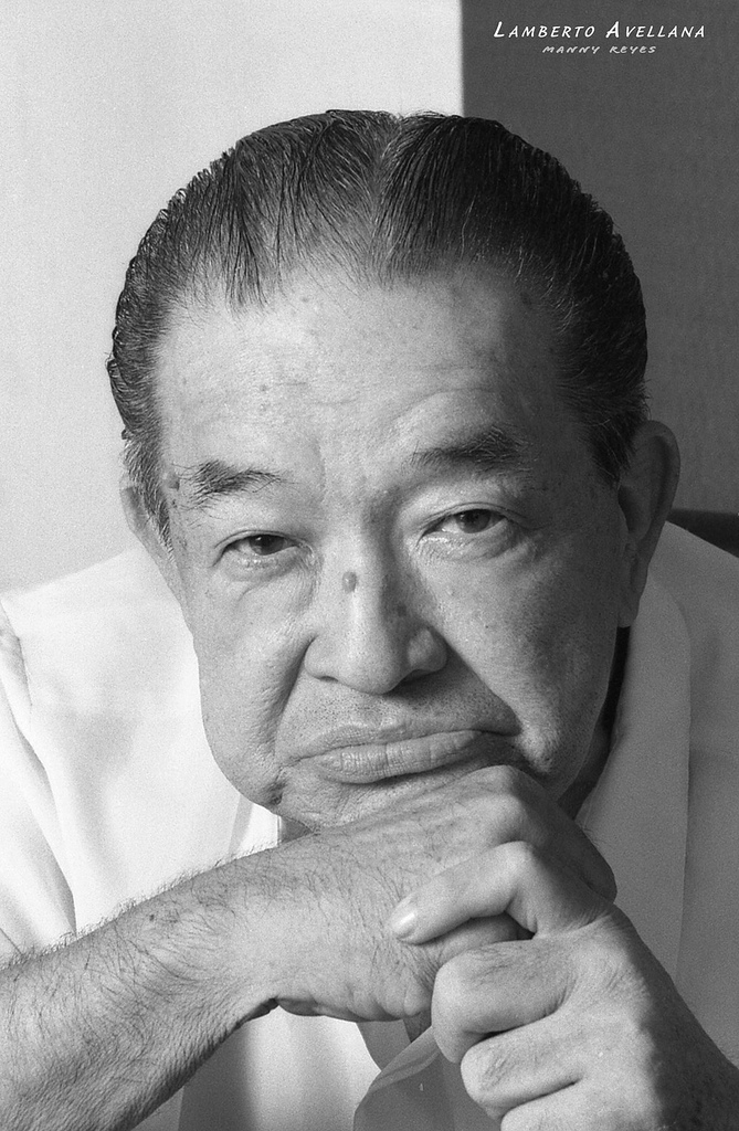 Daisy Avellana at emaze Presentation