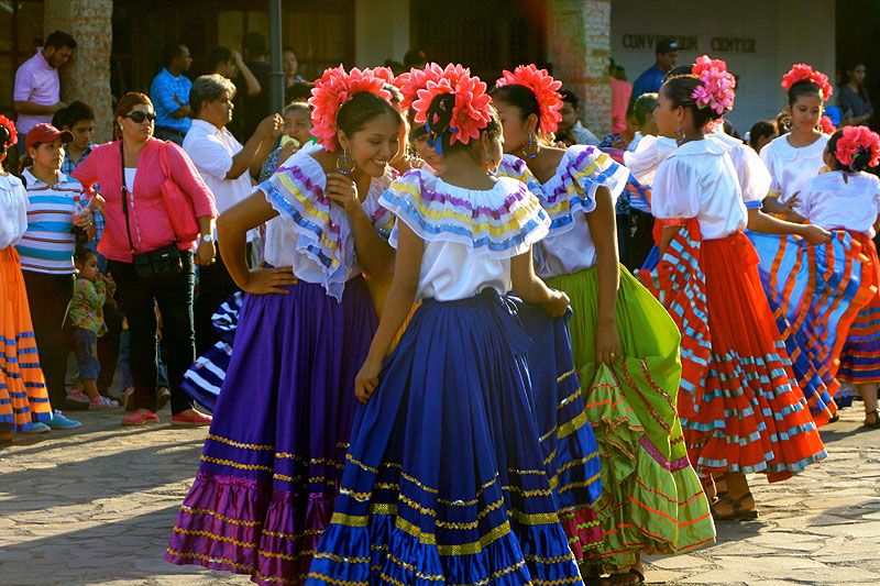 Nicaragua and their traditional costumes. 