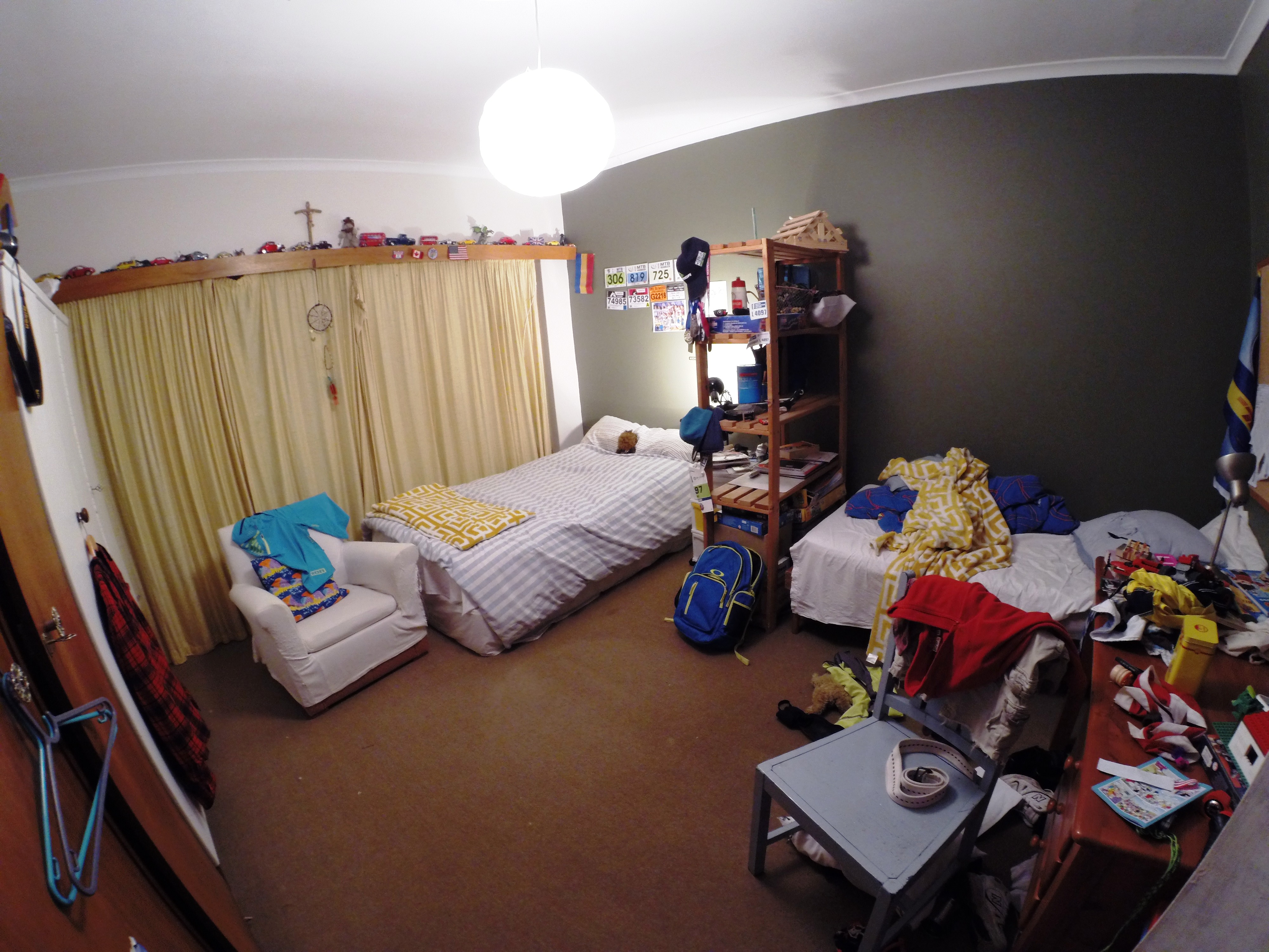 Mein Zimmer on emaze