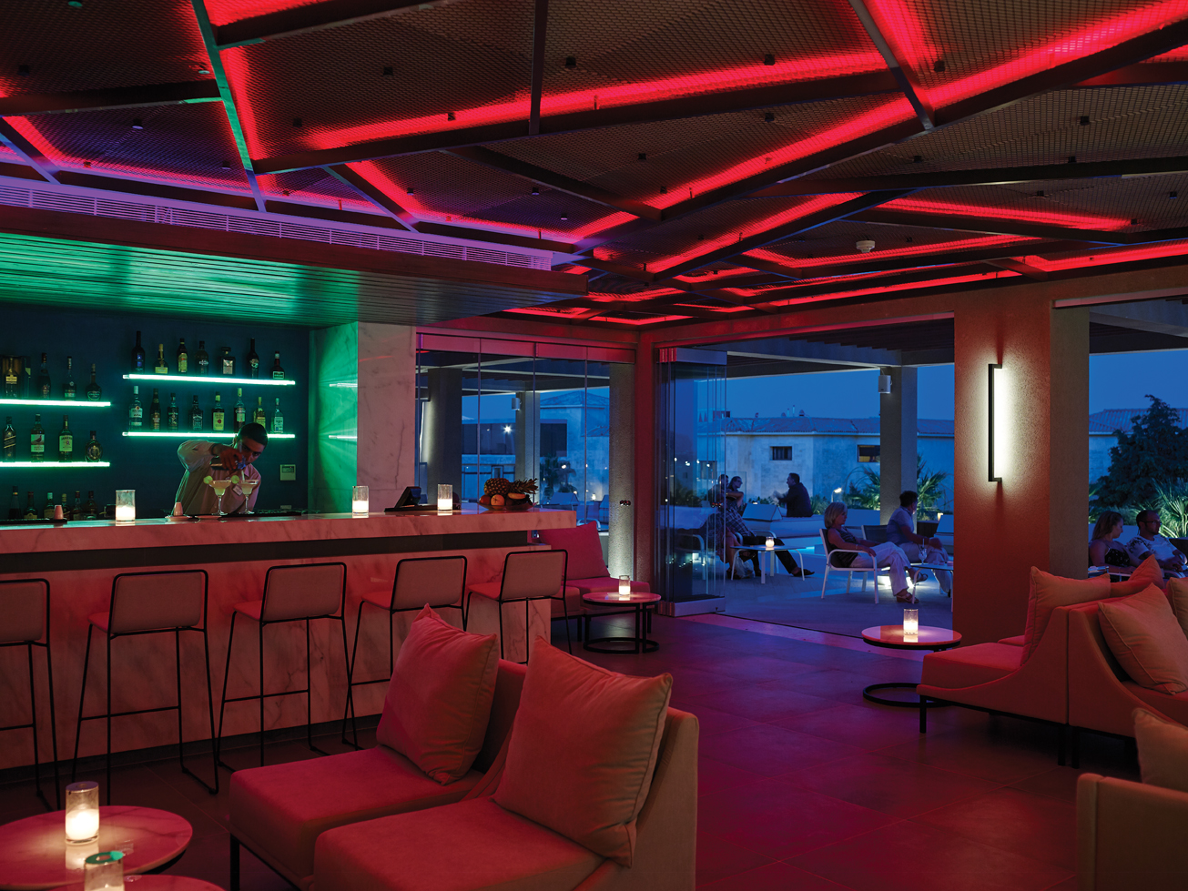 Sky bar садовая ул 137. Sky Bar Azimut Санкт-Петербург. Sky Bar Азимут. Скай бар Самара. Скай бар Воронеж.