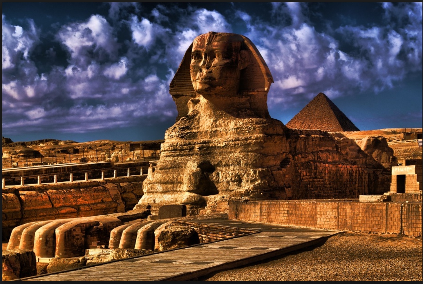 История неведомое. Египет Страна вечности. Охранник пирамид. Исторический Постер Египта. Сфинкс охранник пирамид.