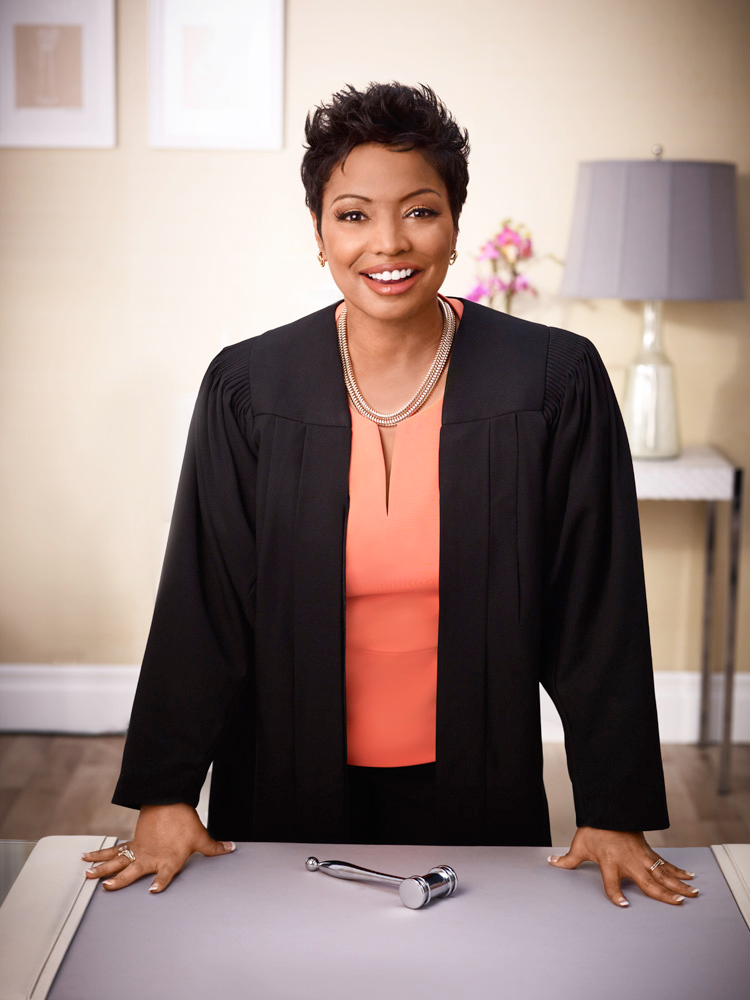 Lynn Toler Is A Famous Judge That Is On Divorce Court. 