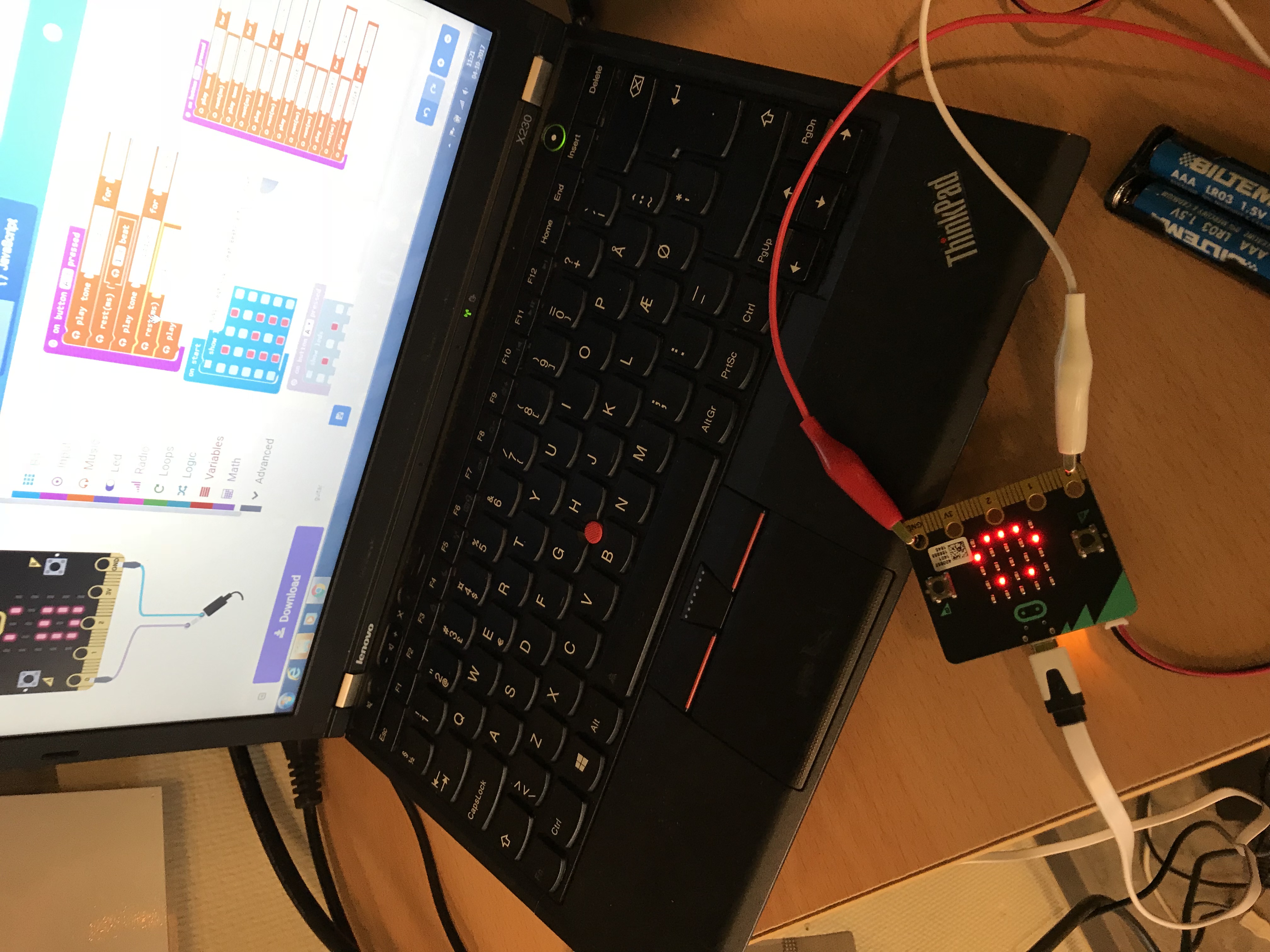 micro:bit - guitar at emaze Presentation