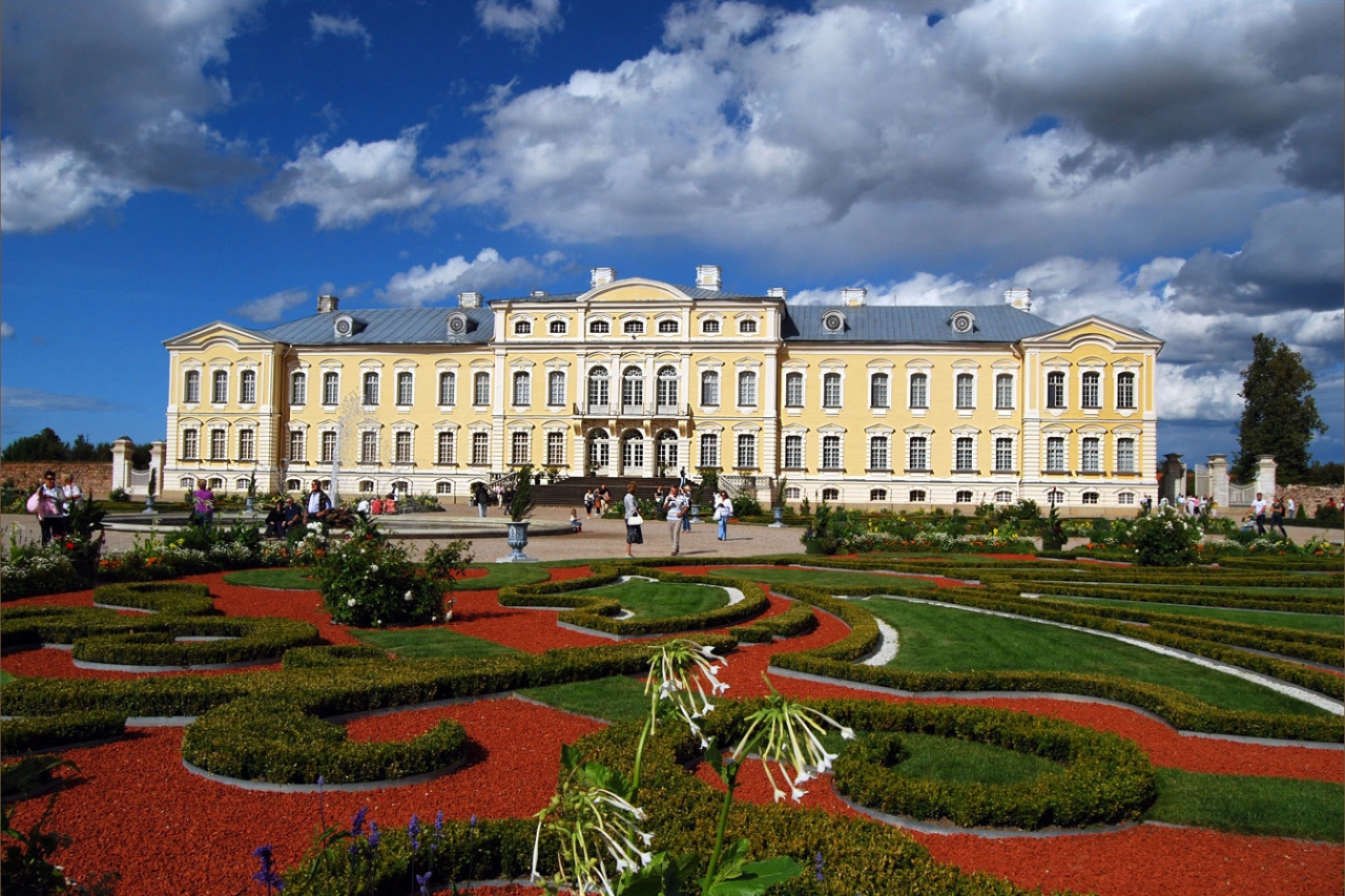 Рундальский дворец Латвия