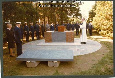 The Tomb Of Hopley Yeaton At Emaze Presentation