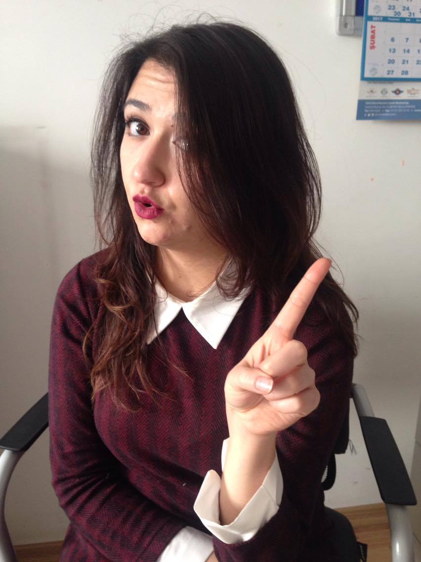 Body Language in Classroom at emaze Presentation