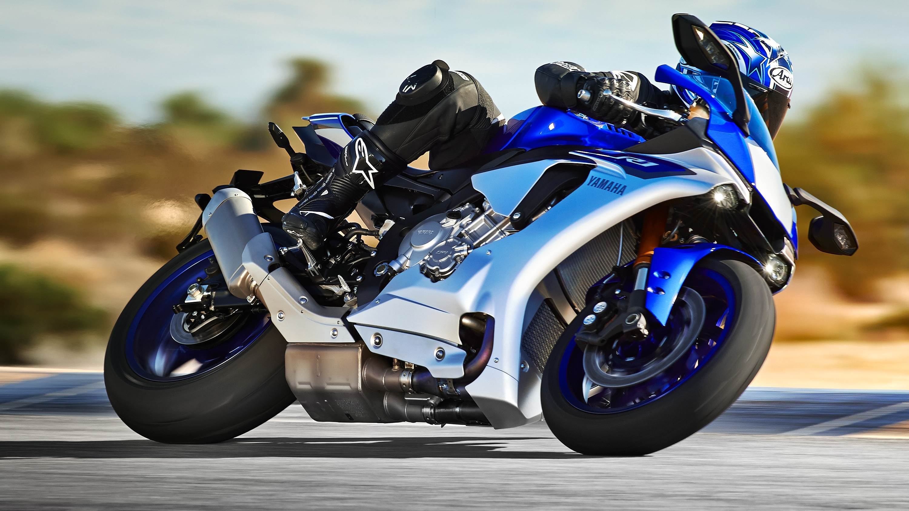 Yamaha YZF r1 2015 РѕР±РѕРё