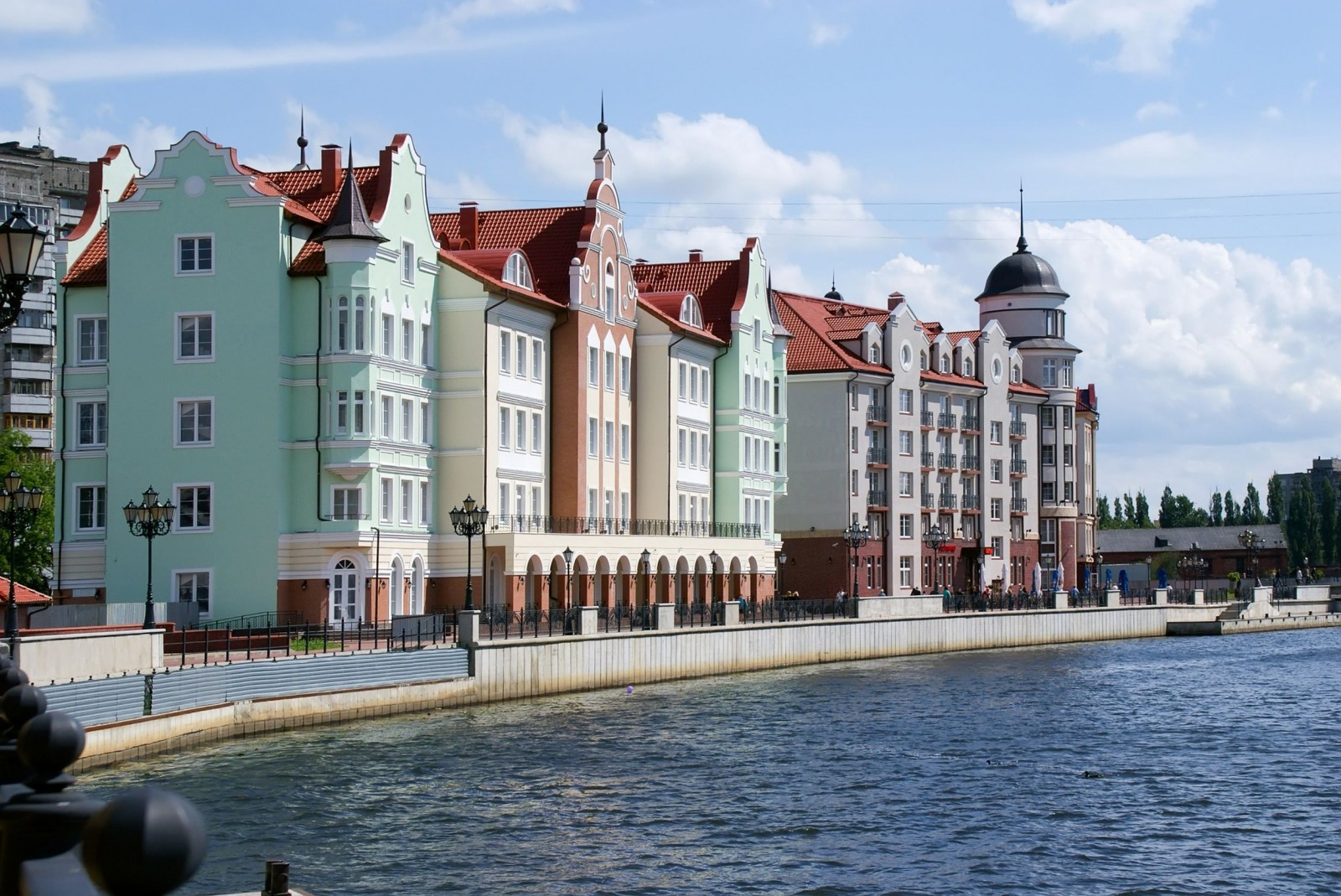 Kaliningrad at emaze Presentation