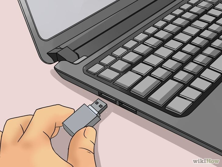 Клавиатура беспроводная мышь беспроводная как подключить. Клавиатура которая подключается к ноутбуку. Подключить клавиатуру к ноутбуку. Клавиатура подключенная к ноуту. Подключить беспроводную клавиатуру к компьютеру.