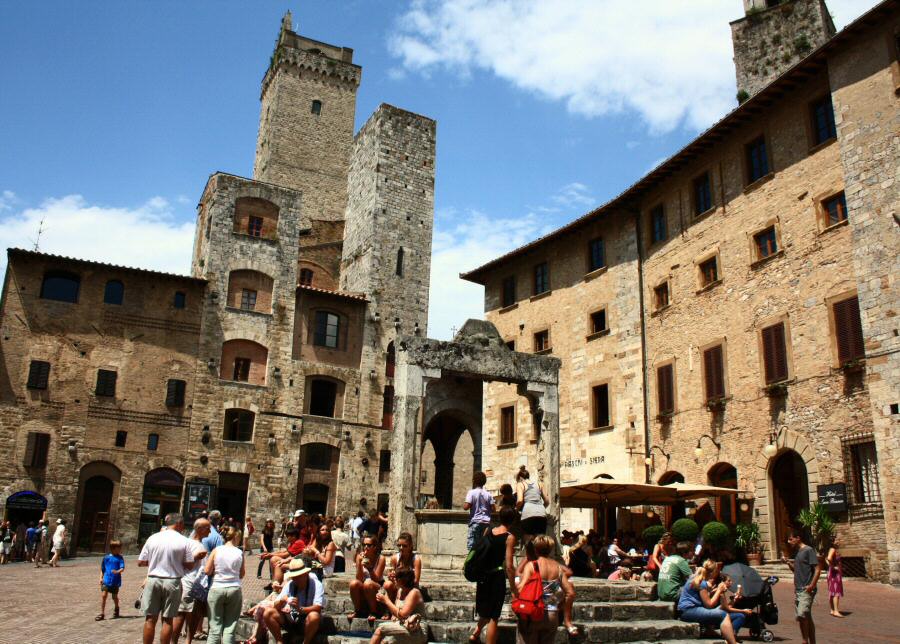 Presentation Name on emaze