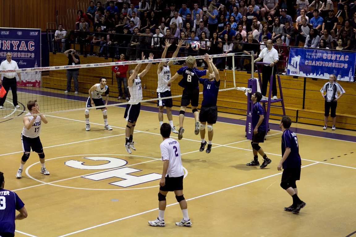 Волейбол сеул. Игра в волейбол. Волейбол начало. Volleyball game. Волейбол начало игры.