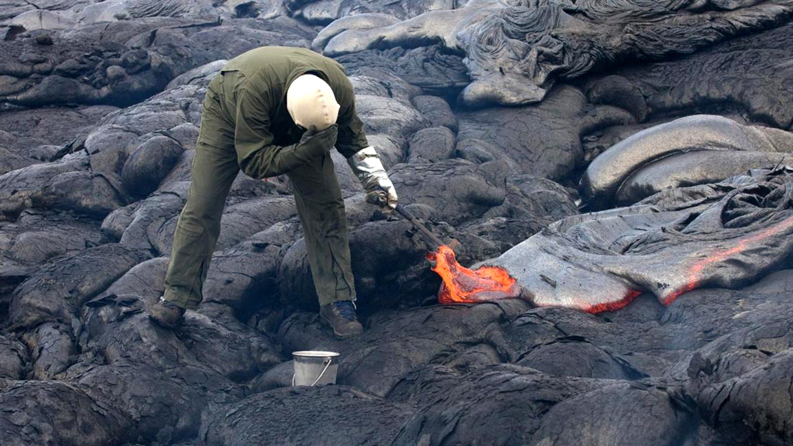 Volcanic Engineer Volcanologists at emaze Presentation