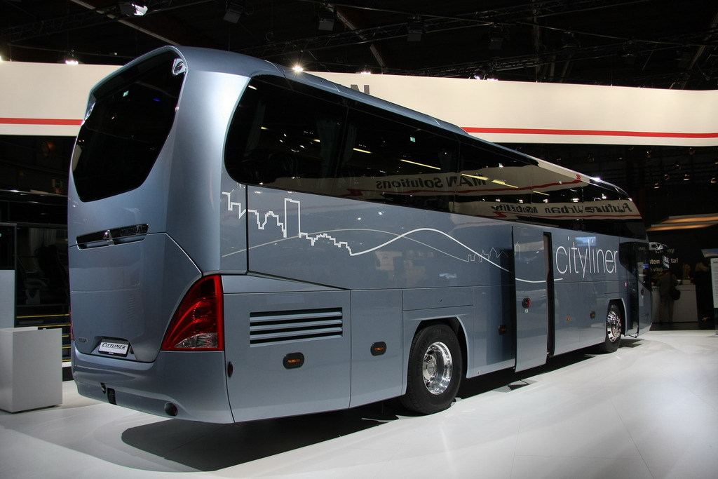 Neoplan Skyliner автодом