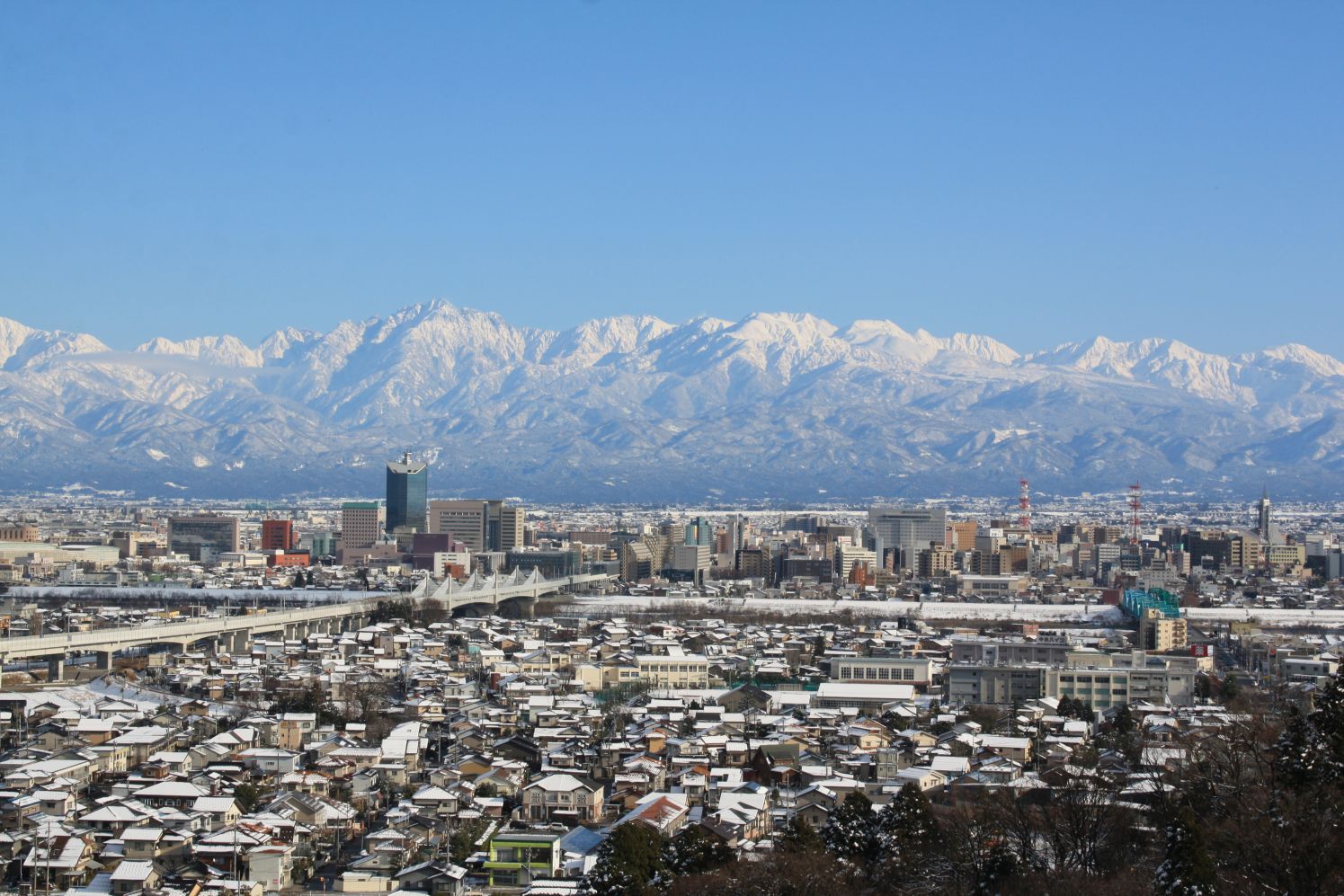 Тояма. Тояма Япония. Тояма (город). Toyama город в Японии. Префектура Тояма Япония.