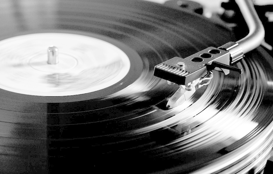 Vinyl public. Vinyl Music Electronics.