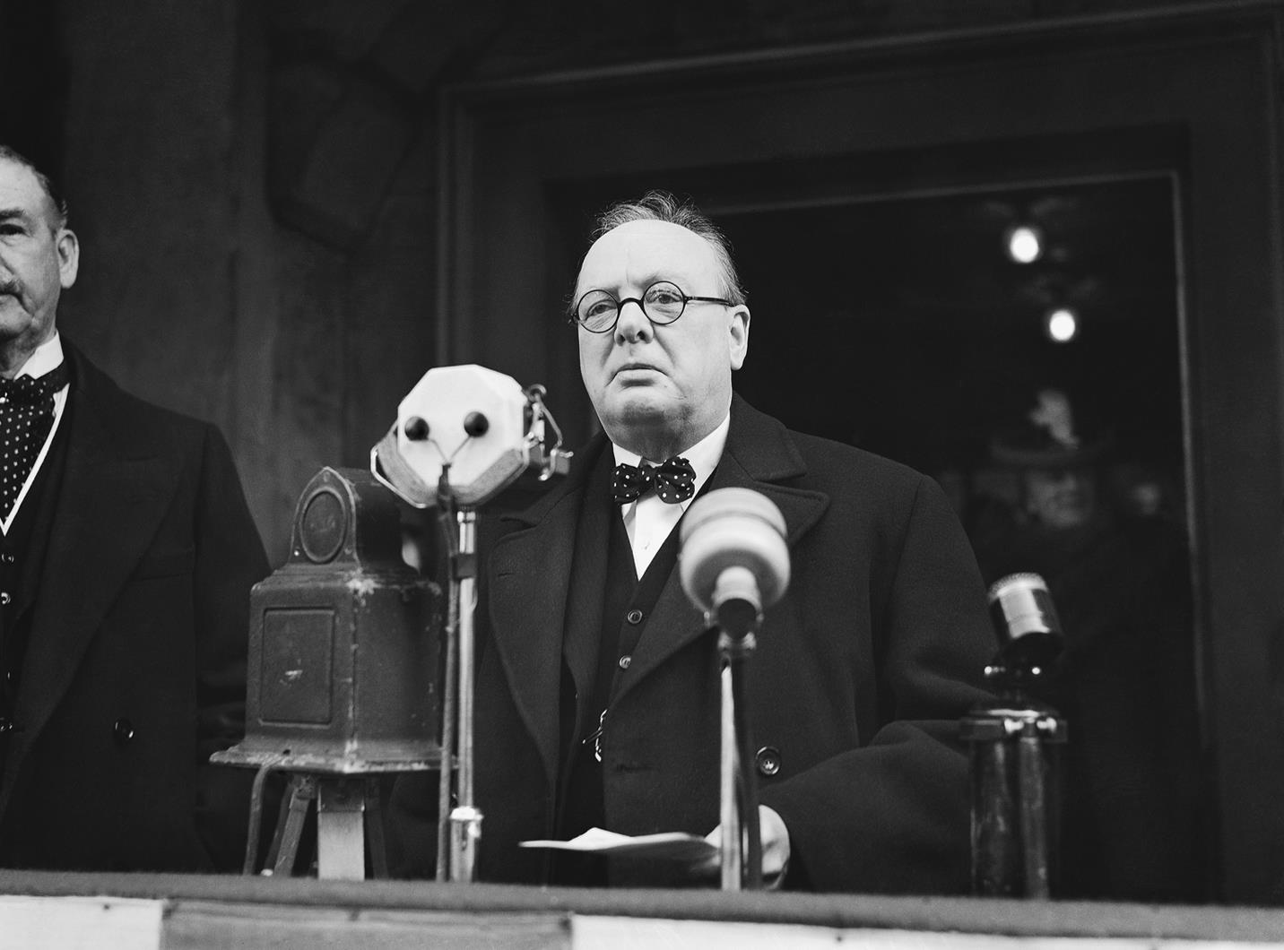 1 речь у черчилля в фултоне. Уинстон Черчилль 1946. Фултонская речь Уинстона Черчилля. Черчилль Фултон.