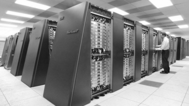 Servers at emaze Presentation